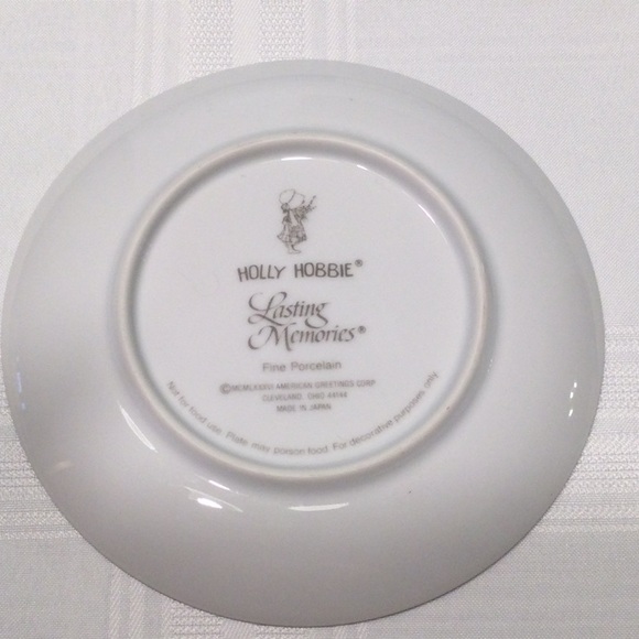 Holly Hobbie Lasting Memories Grandmother Plate - Picture 3 of 4